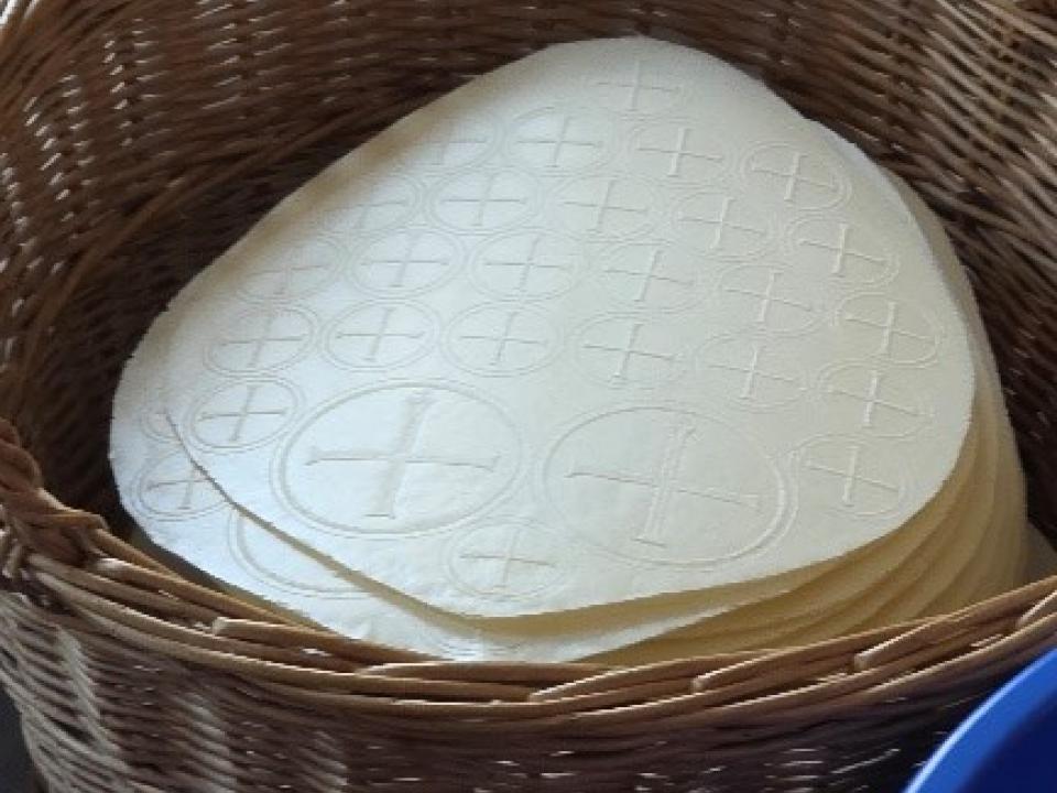 Korb mit Hostienplatten