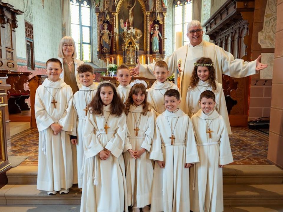 Gruppenfoto Kirche