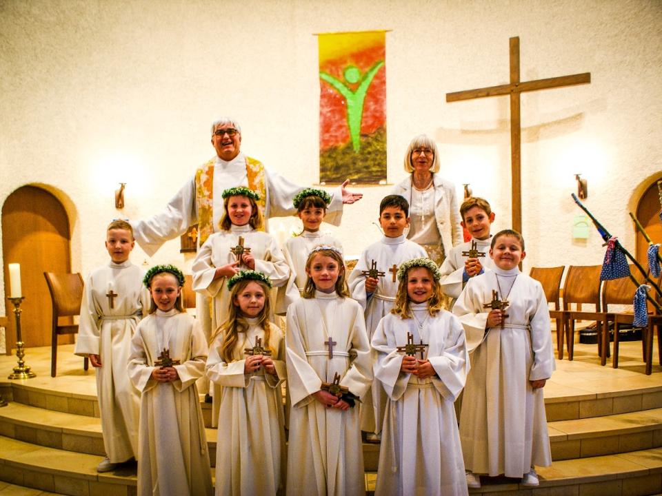 Gruppenfoto in Kirche