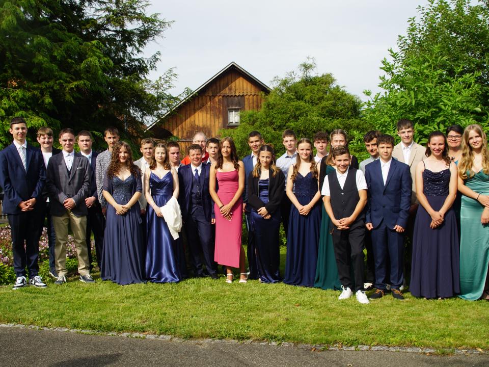 Gruppenbild Firmanden Wuppenau