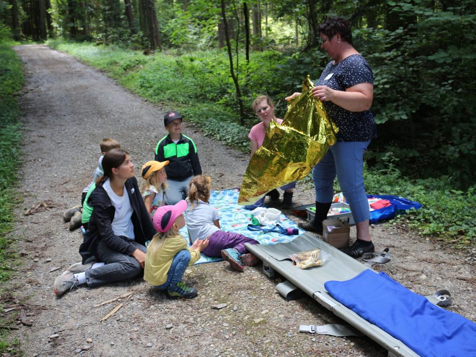 Im Notfall helfen - Samariter