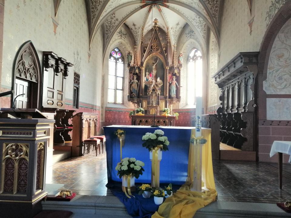 Kirche Lommis Altar