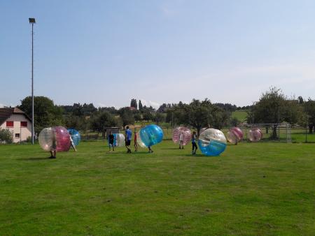 ALLE für EINEN, EINER für ALLE