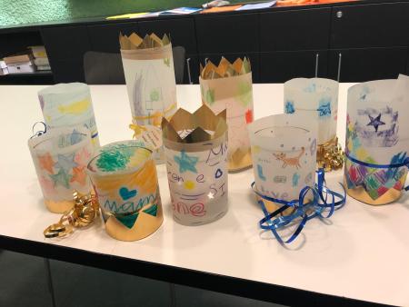 Viele Lichter brennen